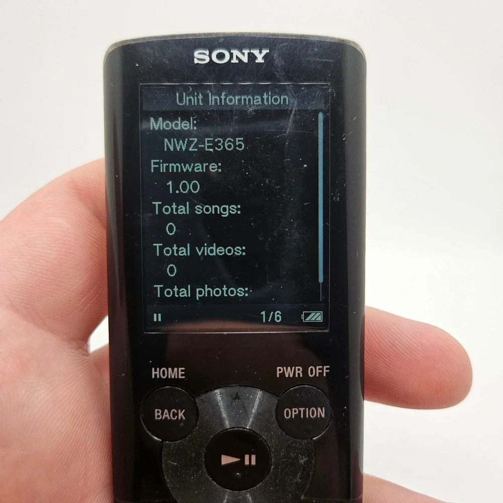 Sony Walkman NWZ-E365 Digital Media Player 16GB Black FM Radio Video Music